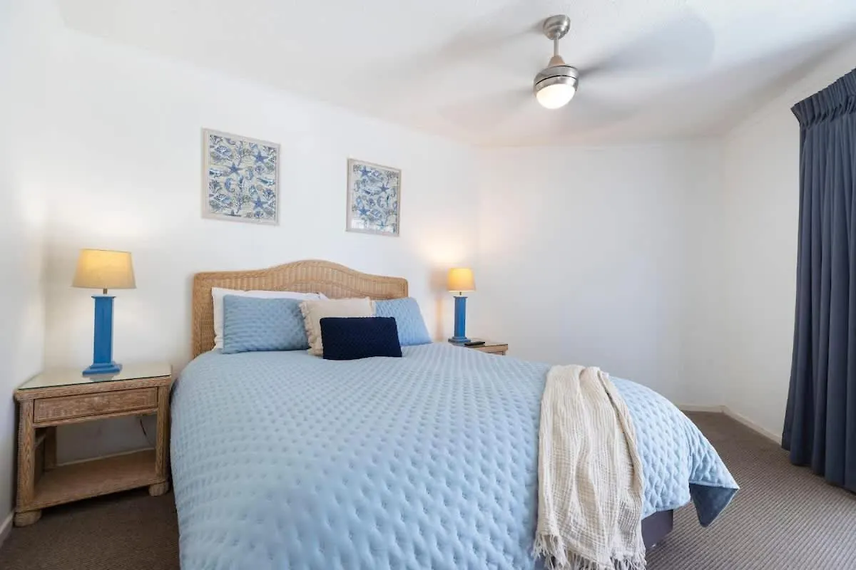 Surfside At Buddina With Direct Beach Access Apartamento